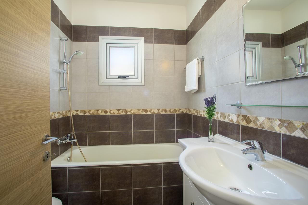 Villa Posidonas 9 Pernera Экстерьер фото